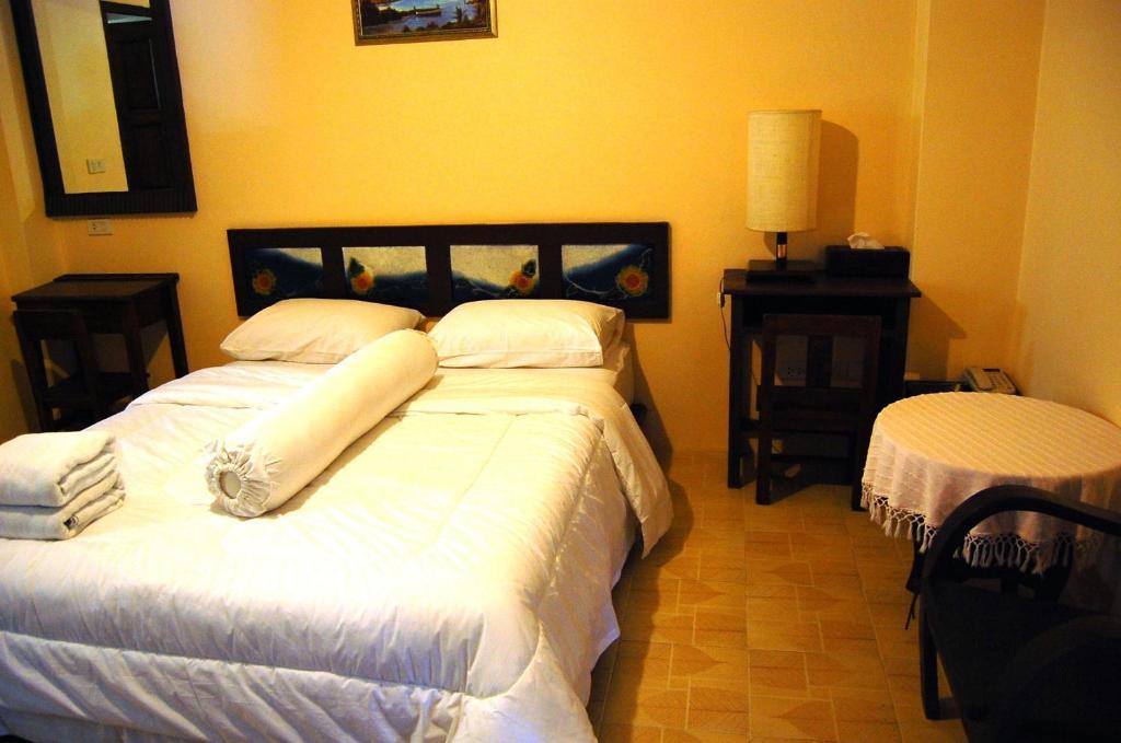 Thajene Boutique House Hostel Chiang Mai Room photo